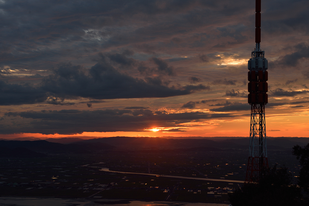 金甲山からの夕日