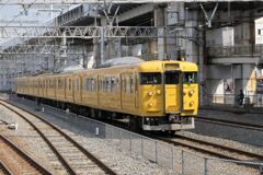 電車のある風景