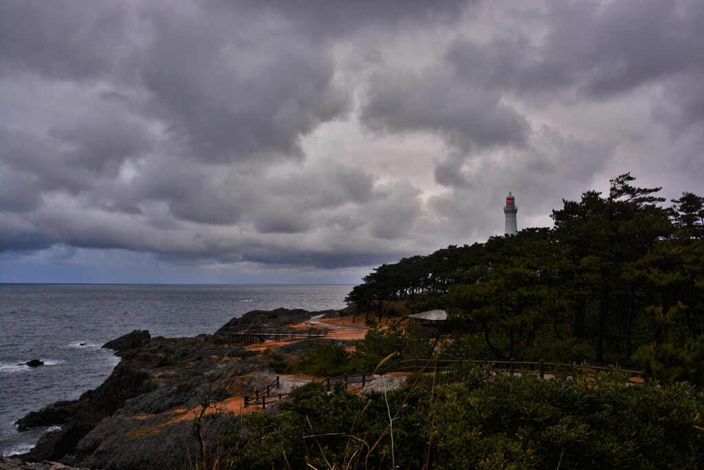 岬