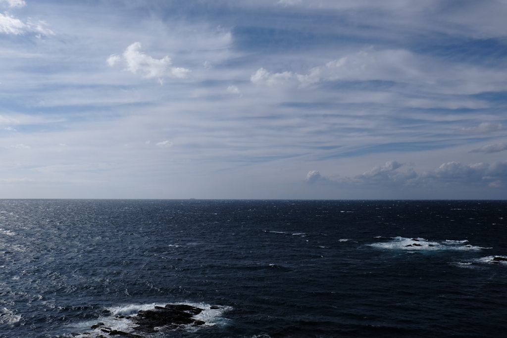 安らぎの空と海
