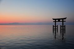 白髭の夜明け