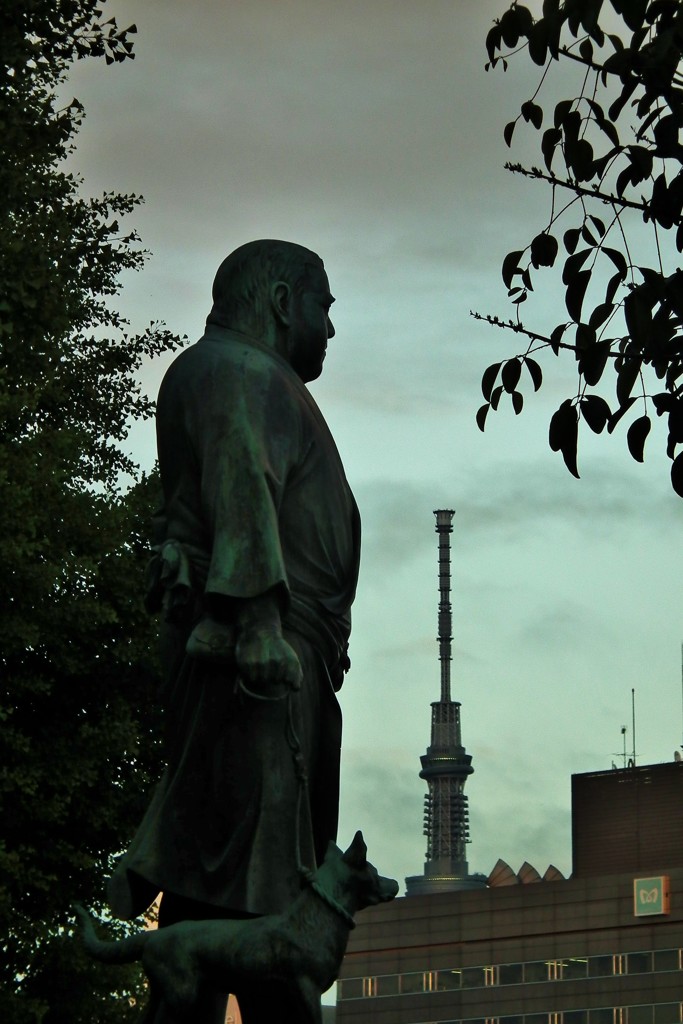 西郷とスカイツリー
