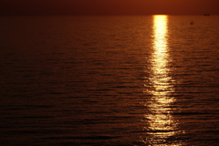 漣に浮ぶ