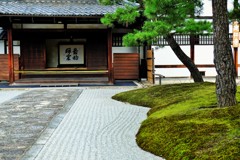 美なる玄関