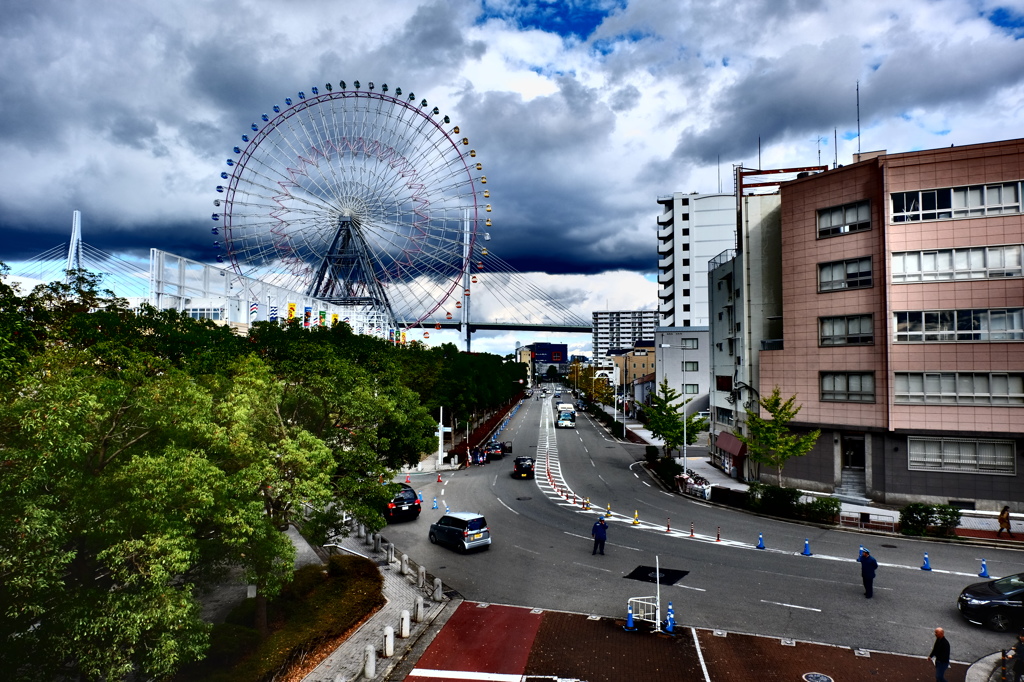 観覧車の有る街