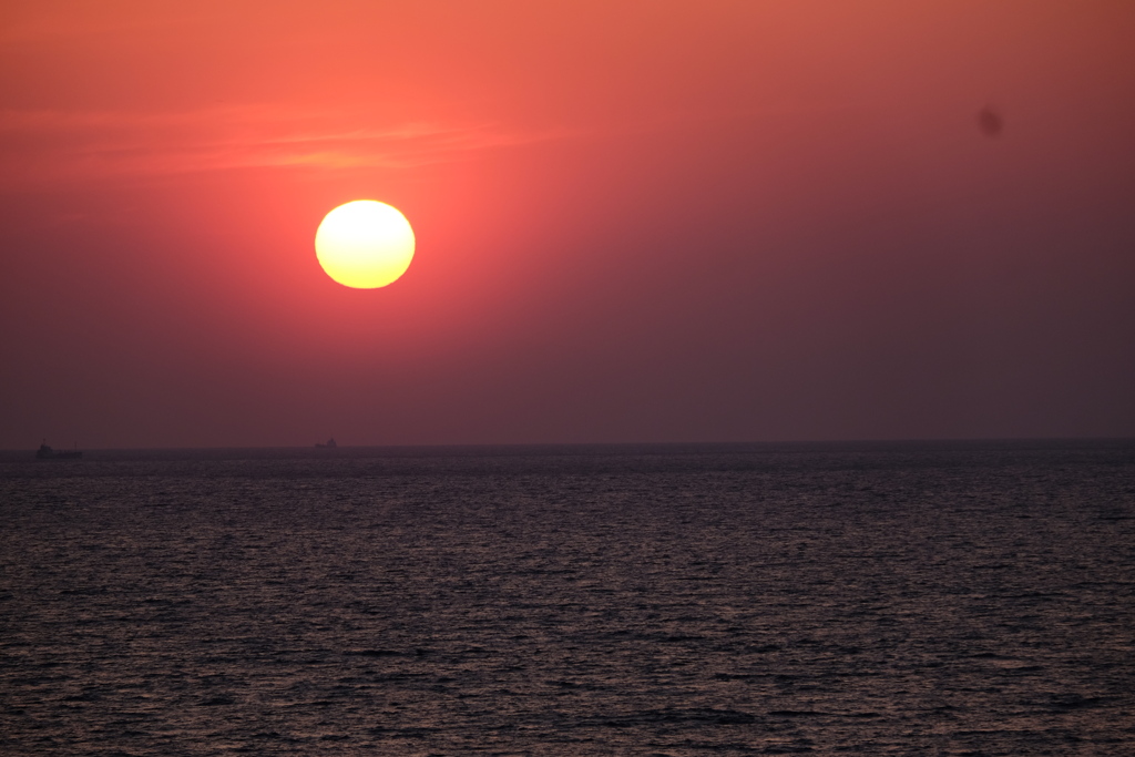 くっきり夕日