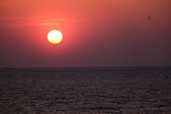 くっきり夕日