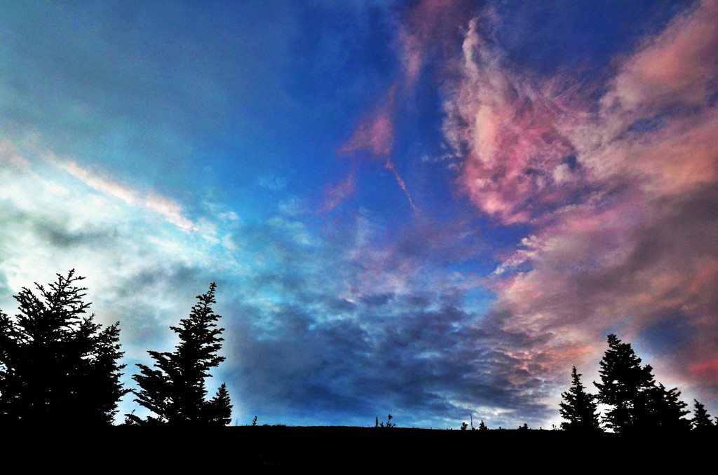 虹色の空