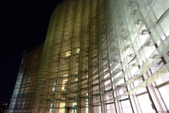 ガラスの曲面建築　国立新美術館　2007