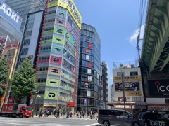 電気の街　秋葉原