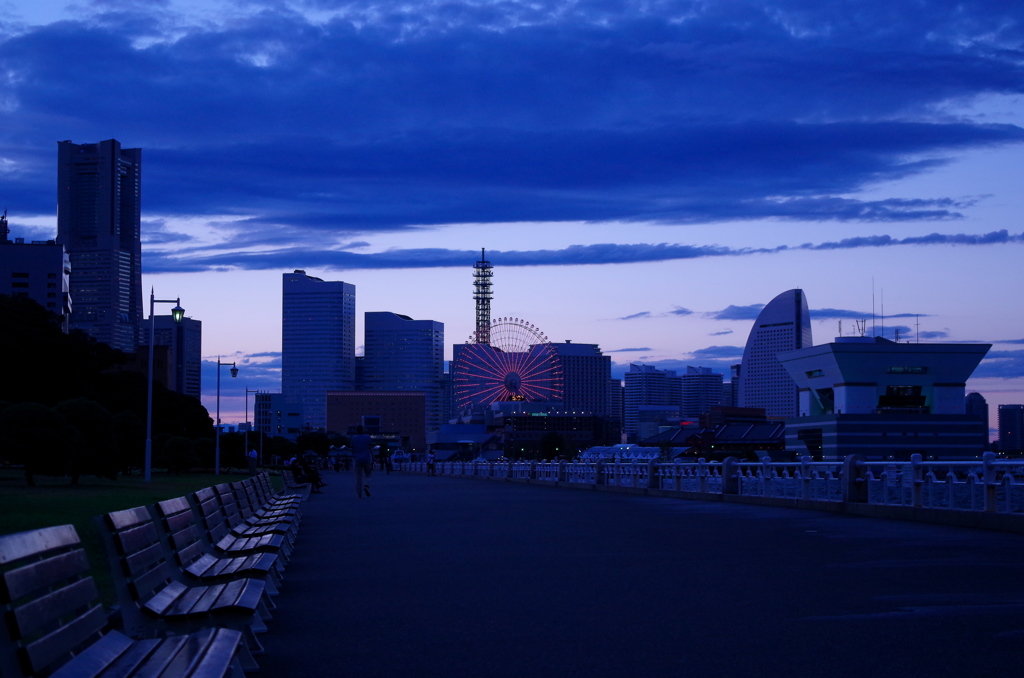 横浜BLUE
