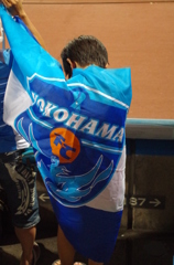 纏う