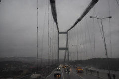イスタンブールは、雨…