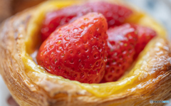 イチゴのデニッシュ