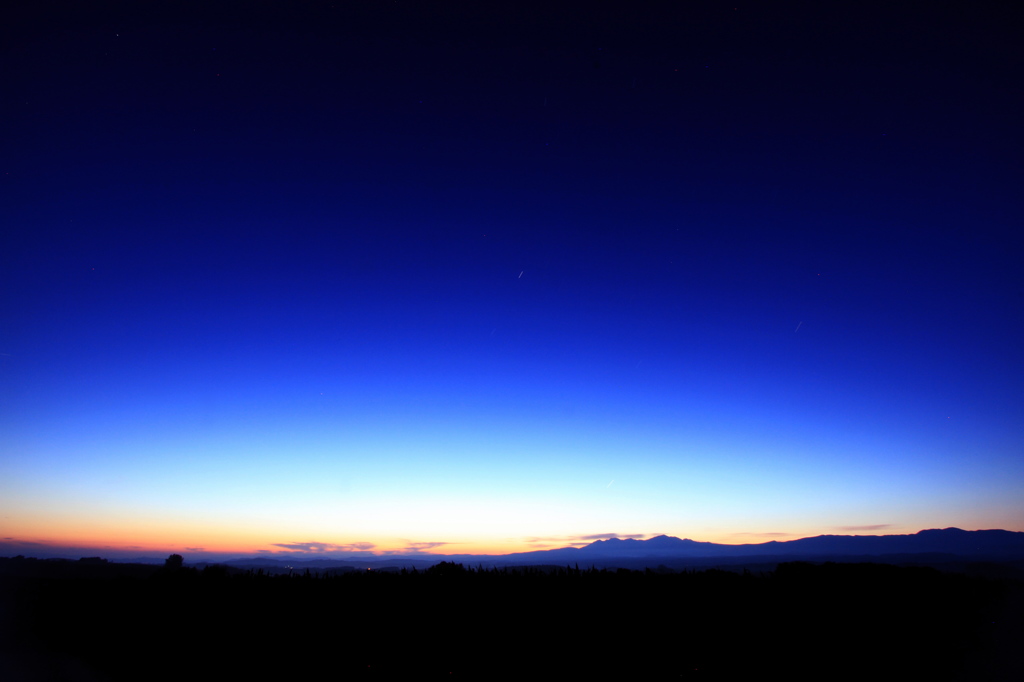 美瑛の夜明け