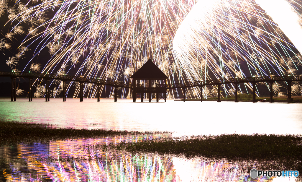真夏の鶴の舞橋