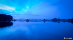 津軽富士見湖の夜明け