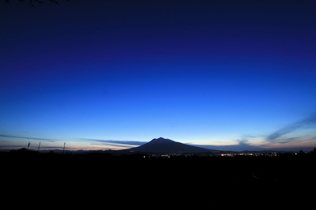 日没岩木山