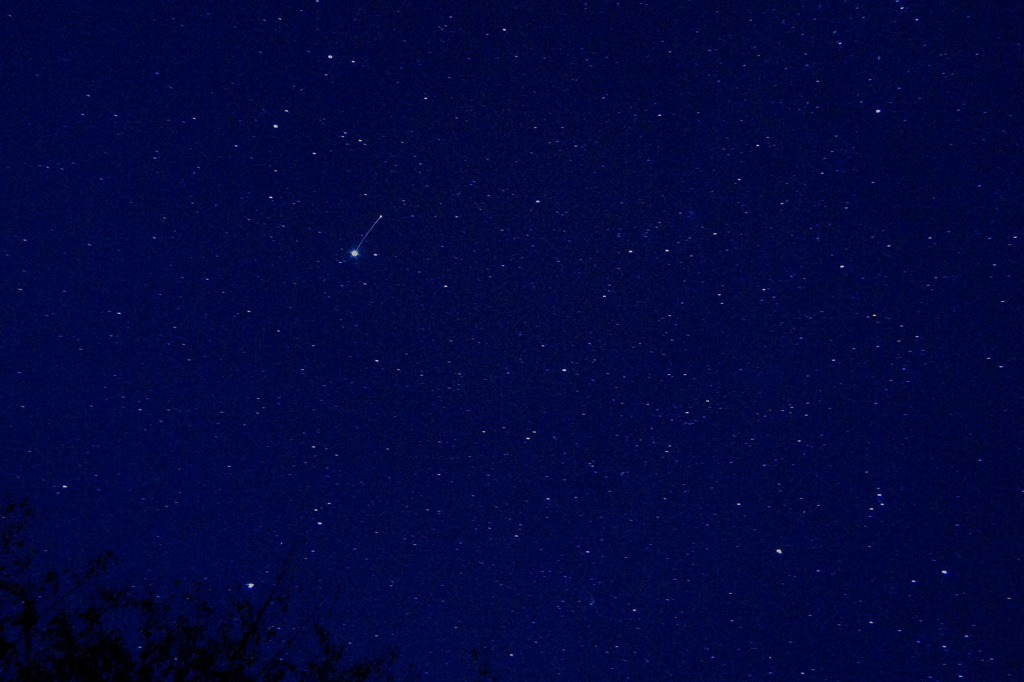 木星と流れ星
