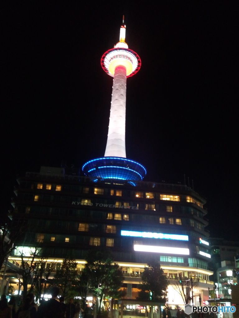 スマホで京都タワー夜景