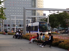 夕涼み 市電とともに