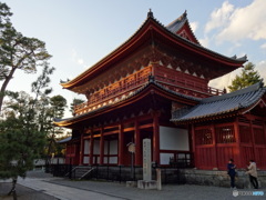 夕暮れの妙心寺