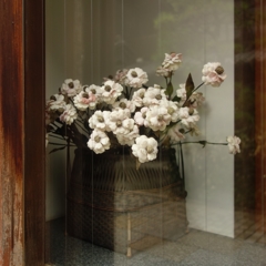 窓辺の花