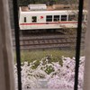 窓の外に春列車♫