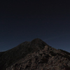北岳山荘からの北岳（夜明け前２）