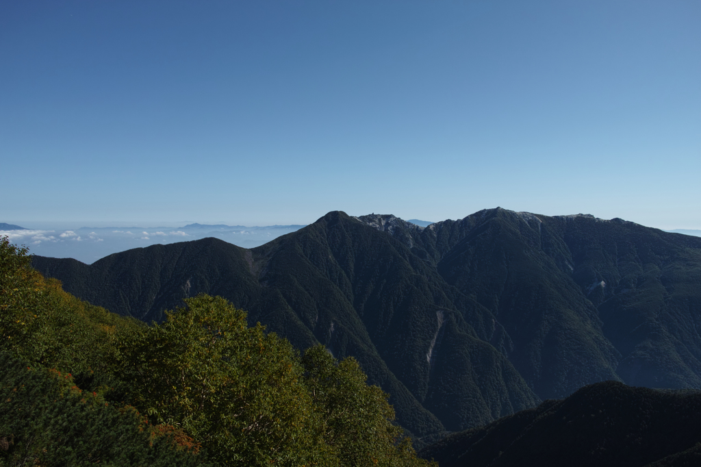 鳳凰三山（小太郎尾根分岐辺りから）