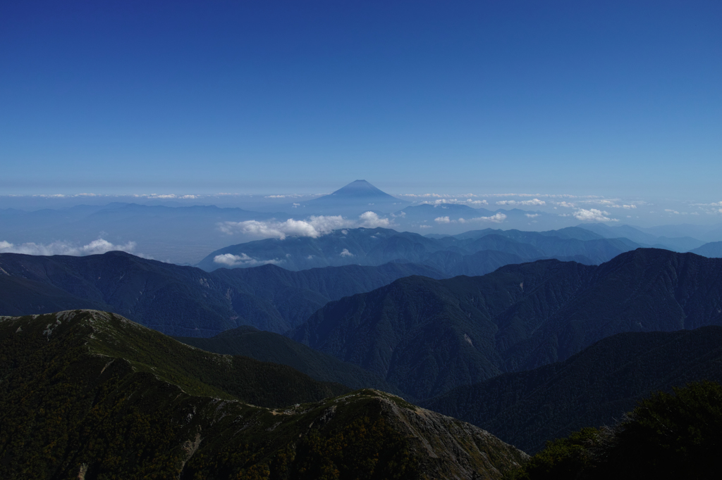 北岳山頂からの富士山