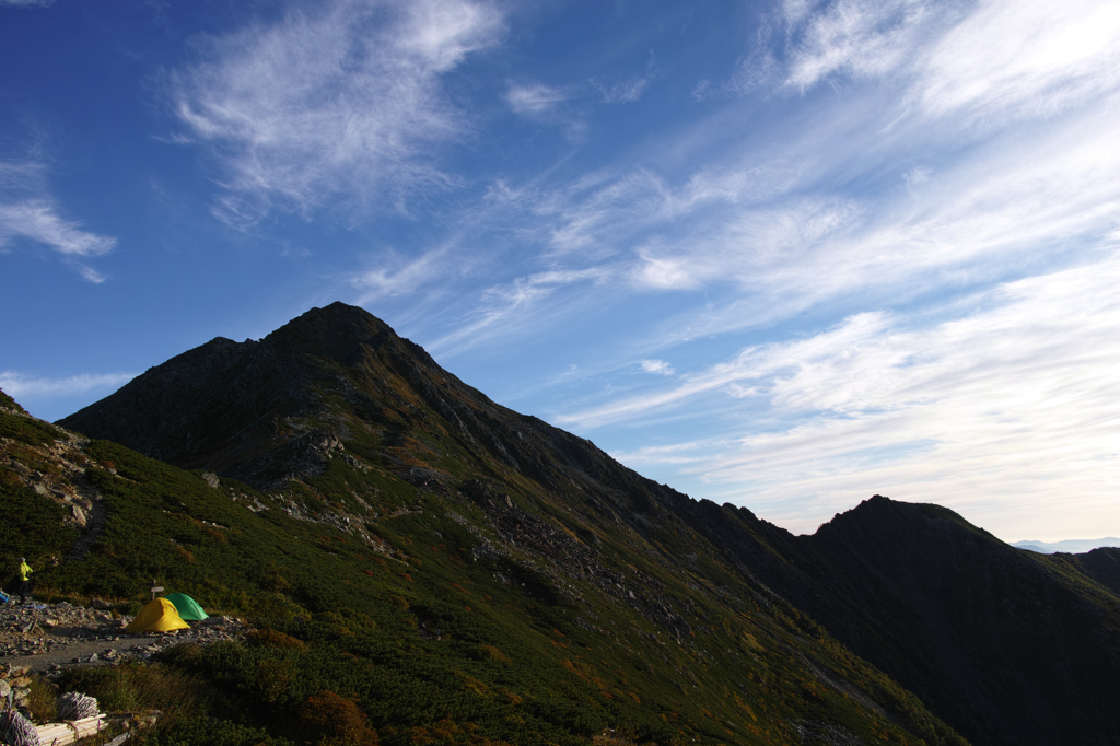 北岳山荘　出発前（山頂方面）