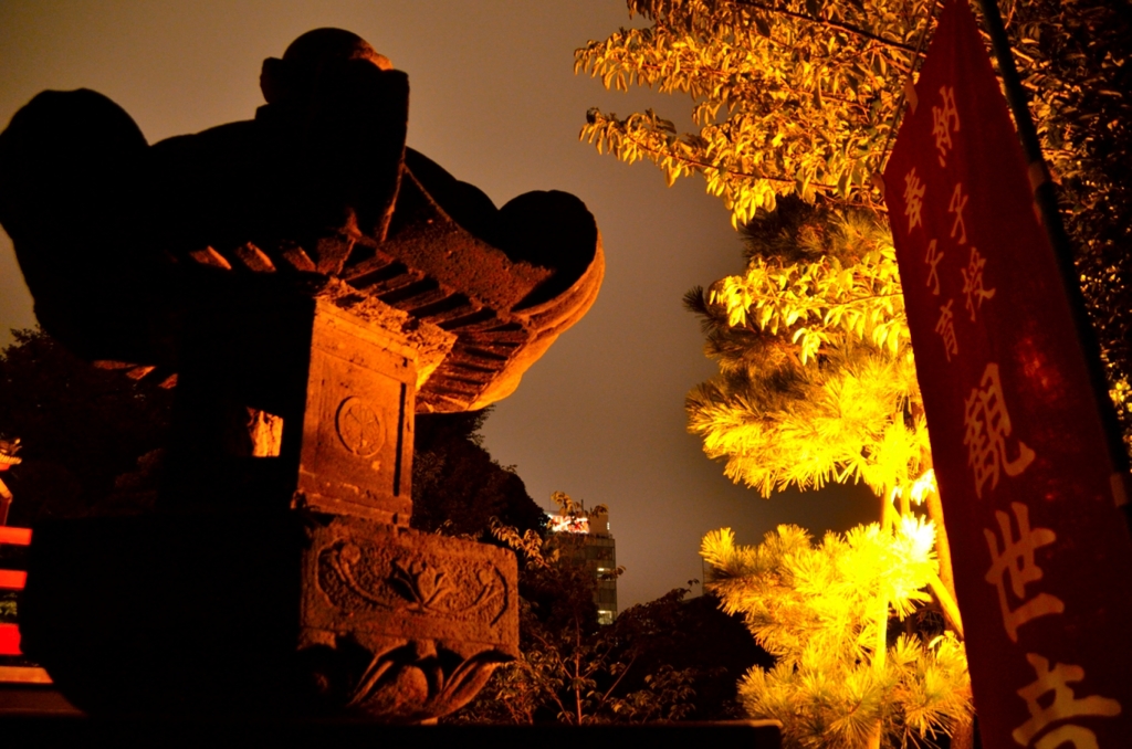 夜のお寺