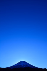 夜明け