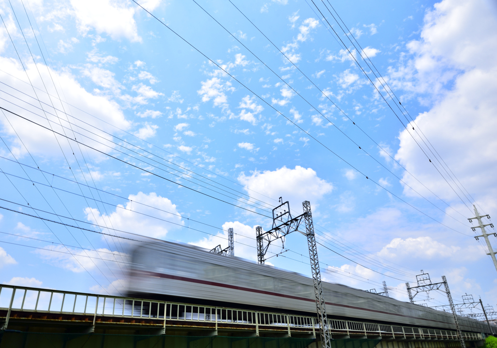 梅雨が明けた空