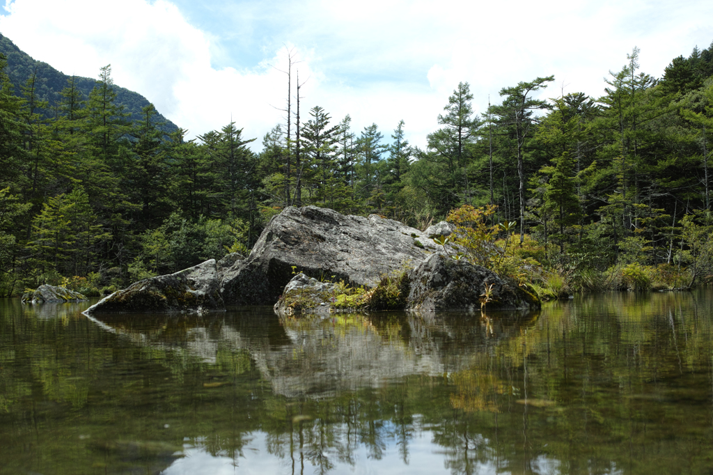 明神池（二の池）