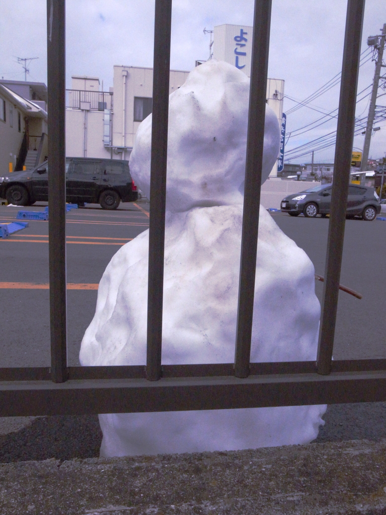 後ろからこっそり