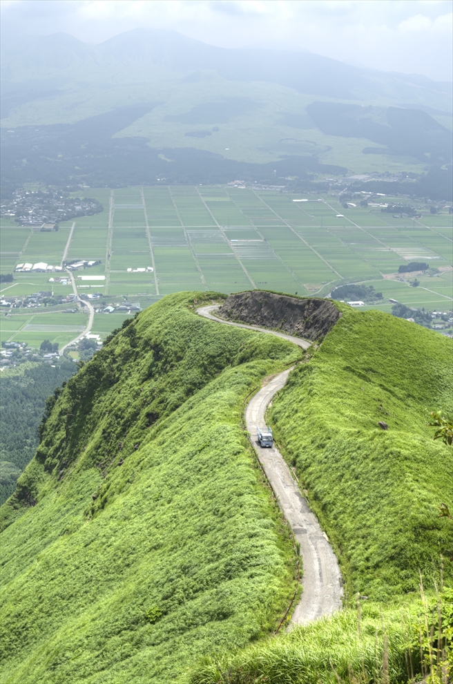 狩尾の峠道