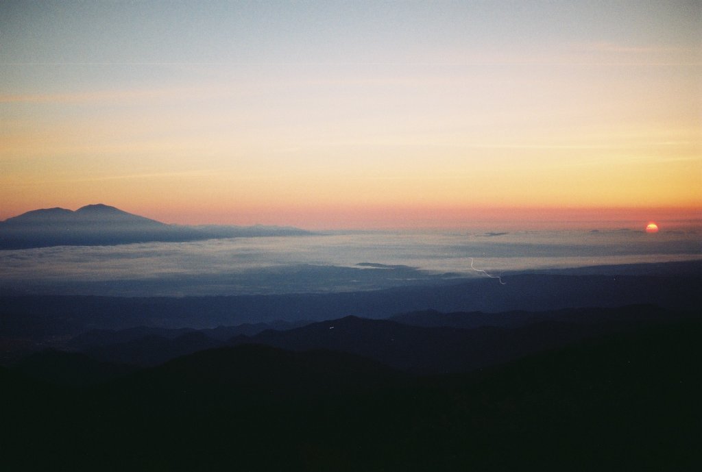Dawn in the sky　２