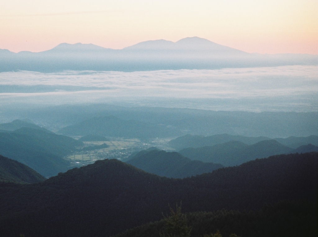 Dawn in the sky　１