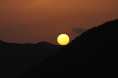 国道沿いの夕陽Ⅱ