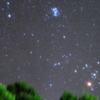 早朝は 赤 青 黄色 島の空