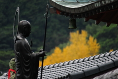 お寺と銀杏Ⅱ