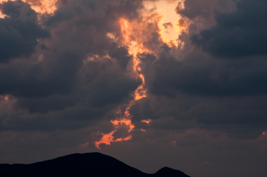 黒雲を裂いてⅡ