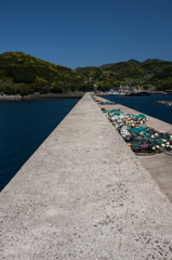 長い防波堤