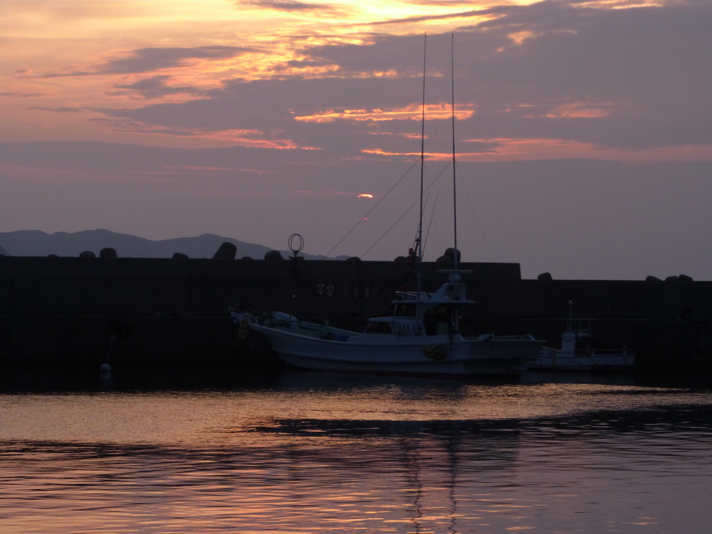 漁港の夕焼けⅢ