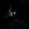 雲も綺麗な月夜です