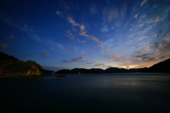 19時03分島の空