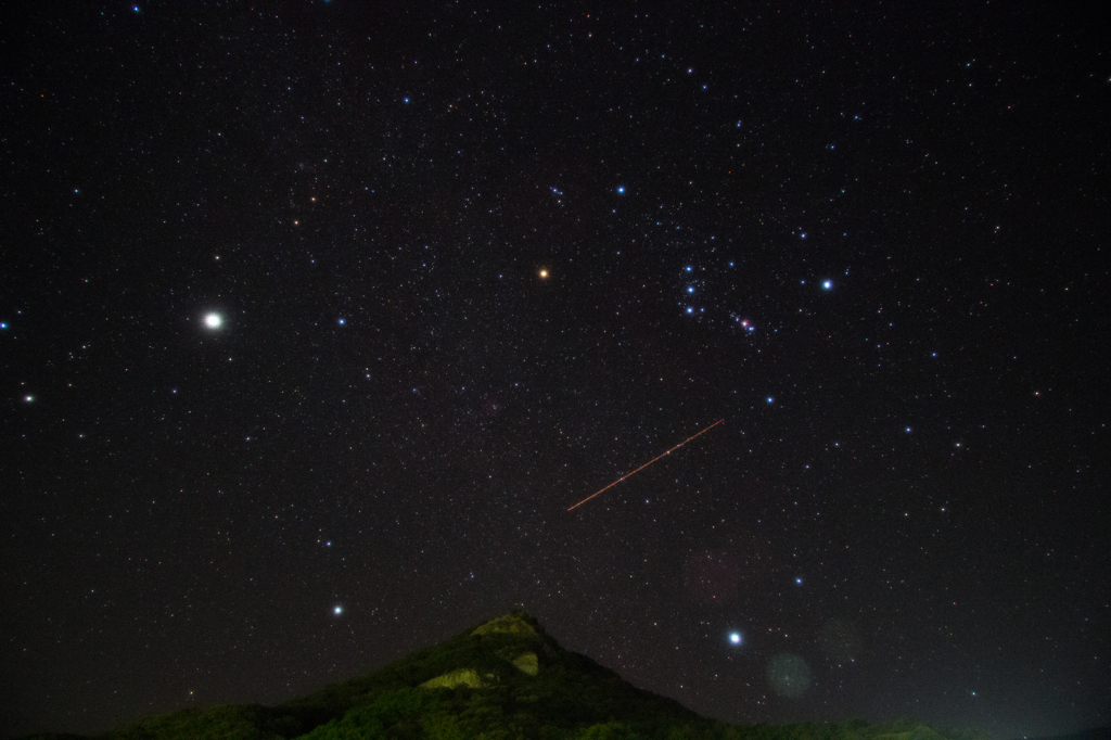 冬の大三角形と木星