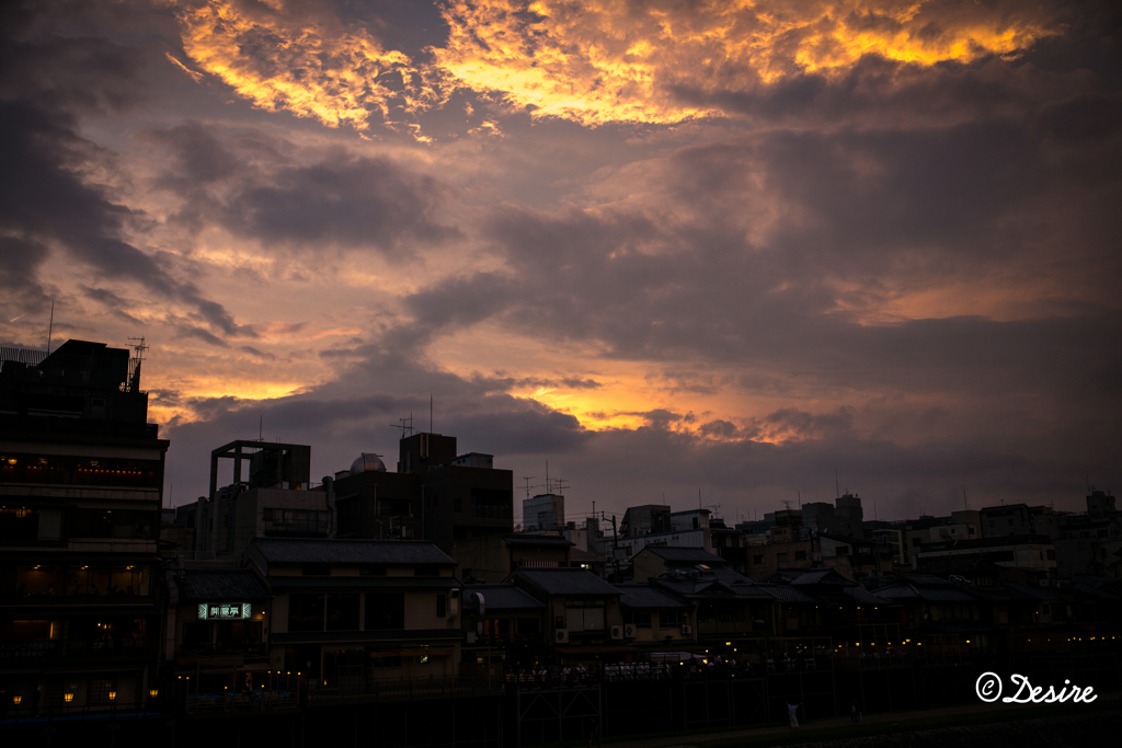 古都の夕暮